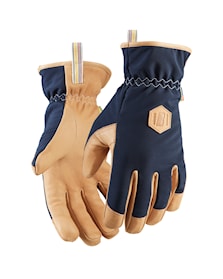 Outdoor glove campaign