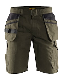 Service shorts with nailpockets